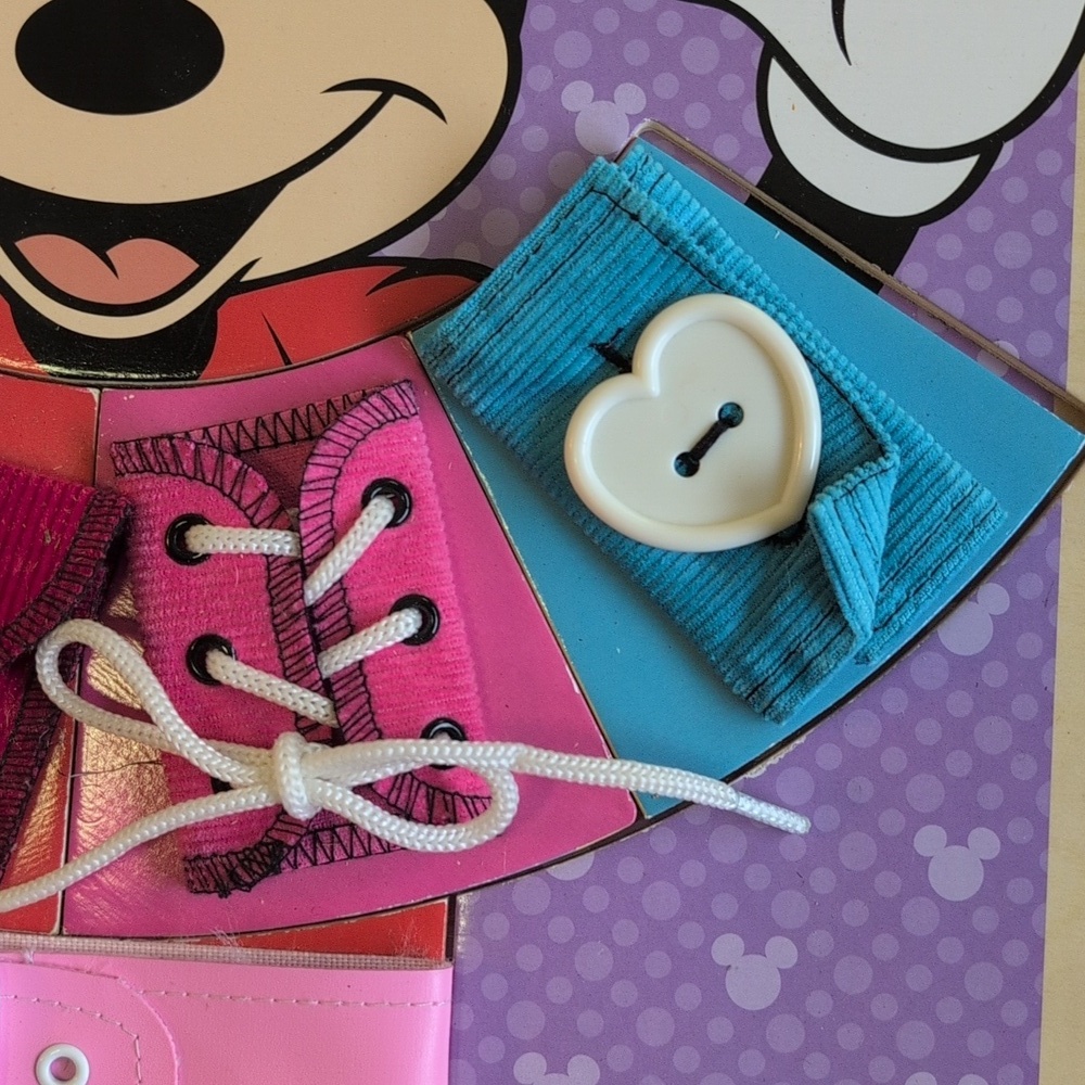 melissa & doug x disney minnie mouse wooden basic skills puzzle board age 3 YRS+ - Picture 2 of 9